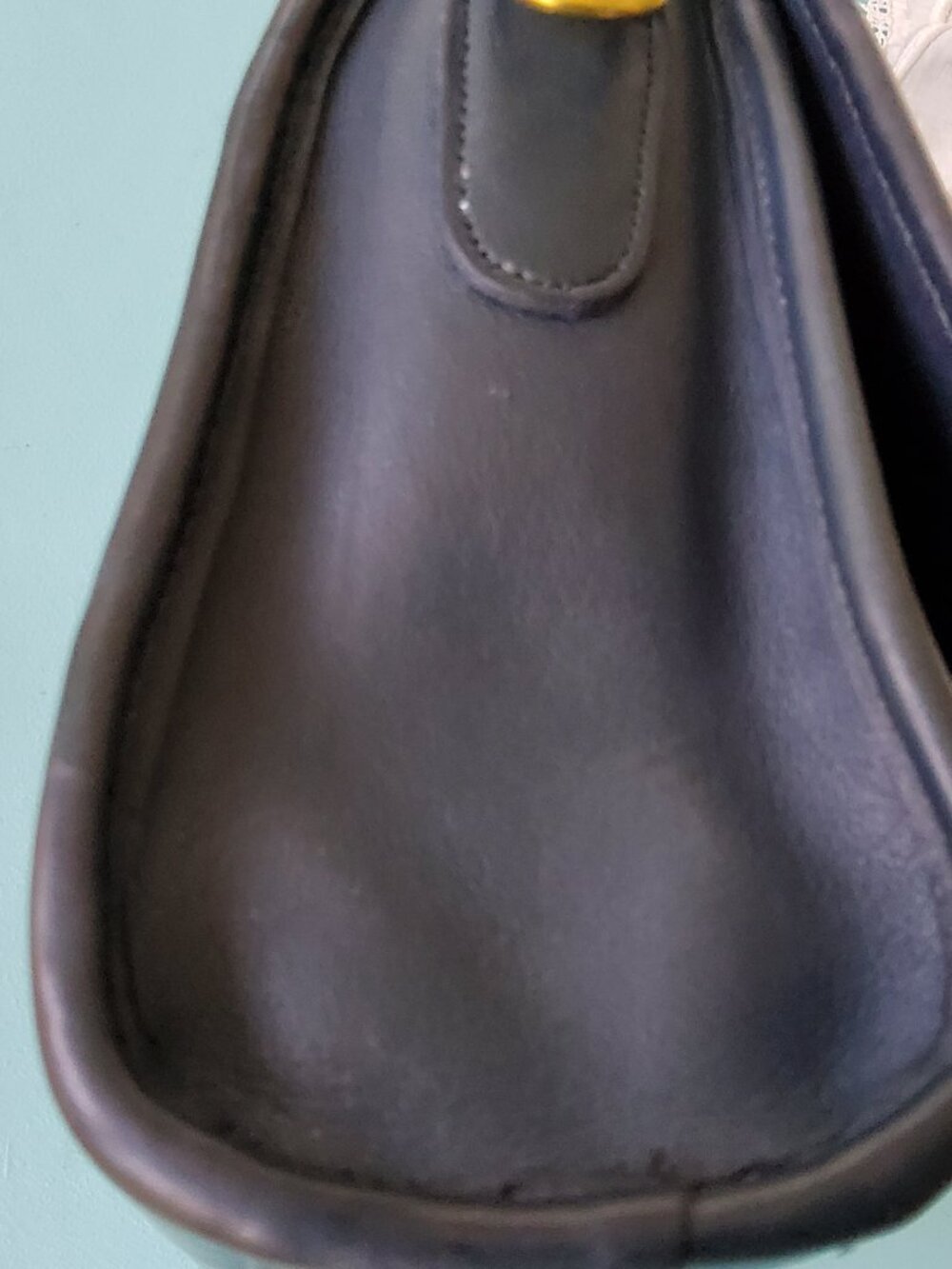 Vintage Coach Court Crossbody in Navy 9870 - Picture 5 of 16